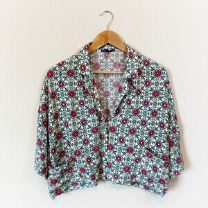 Zara Cream Red Blue Floral Collar Button Flowy Cropped Top Size Small